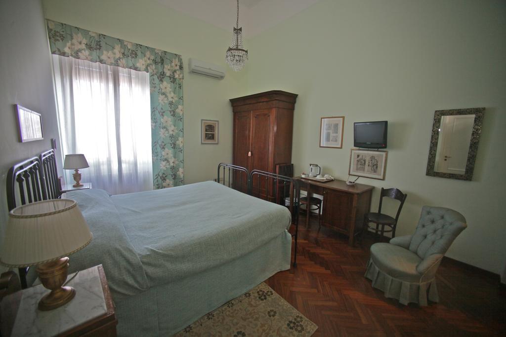 Villa L'Aurora เปสการา ห้อง รูปภาพ